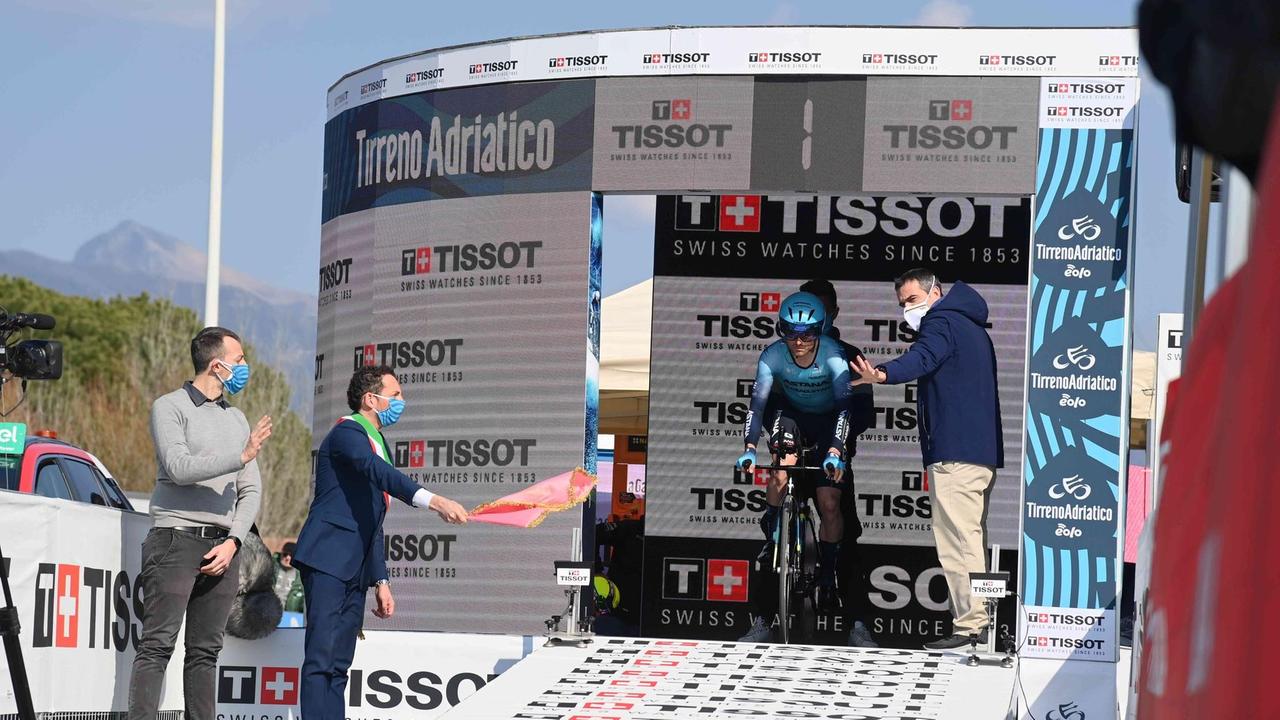 Ciclismo, lo spettacolo della Tirreno-Adriatico illumina Lido di Camaiore: «Una vetrina per tutti»