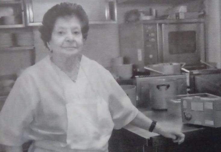 Una storica foto di Giulia Benedetti ai fornelli