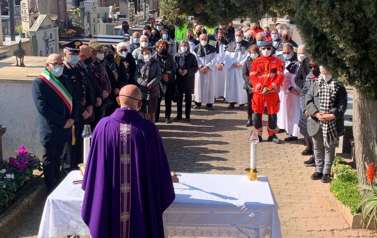Apre la nuova ala del cimitero di Usini 