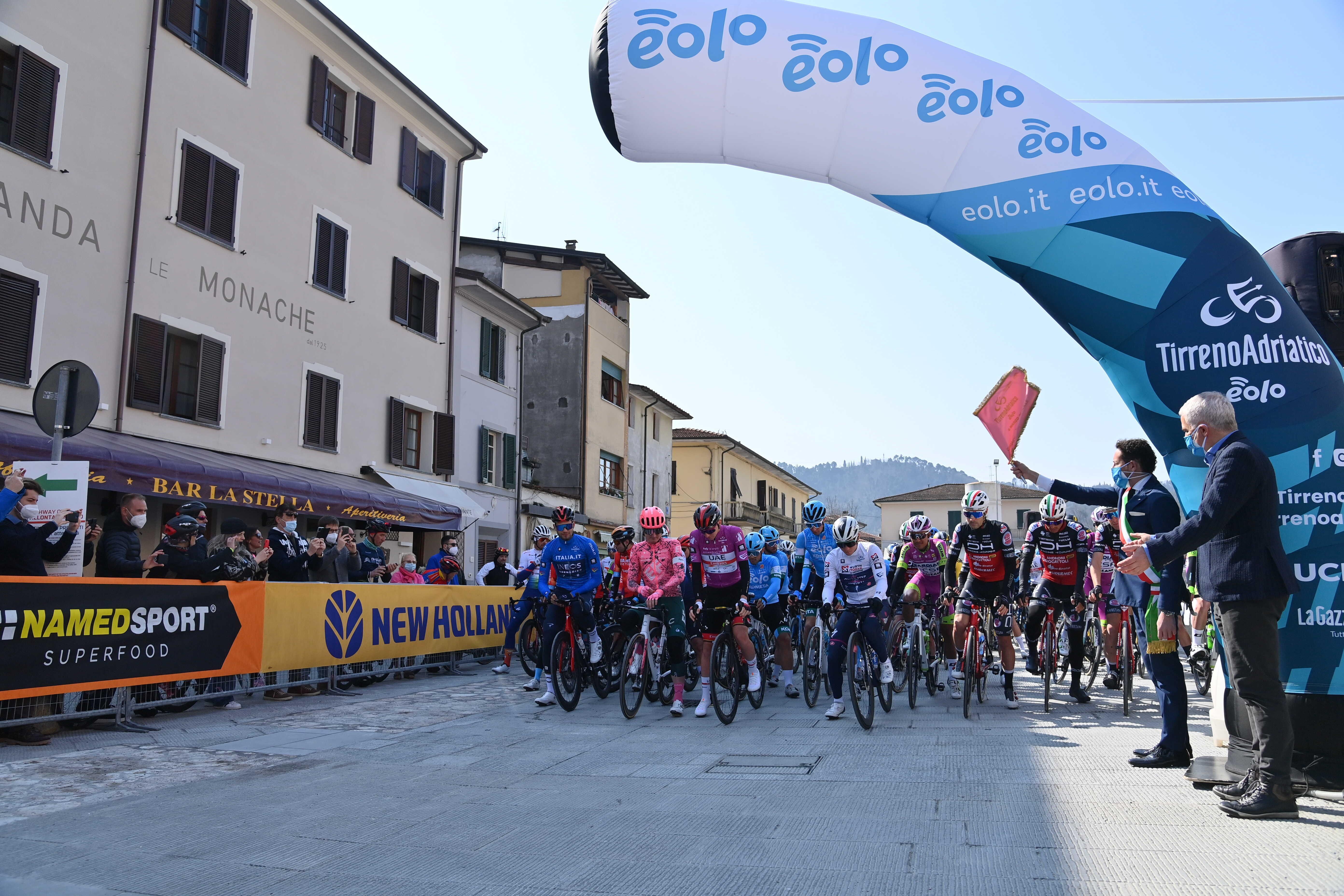 Camaiore, tutto esaurito negli hotel per la Tirreno-Adriatico: «La gara è una promozione senza eguali» 