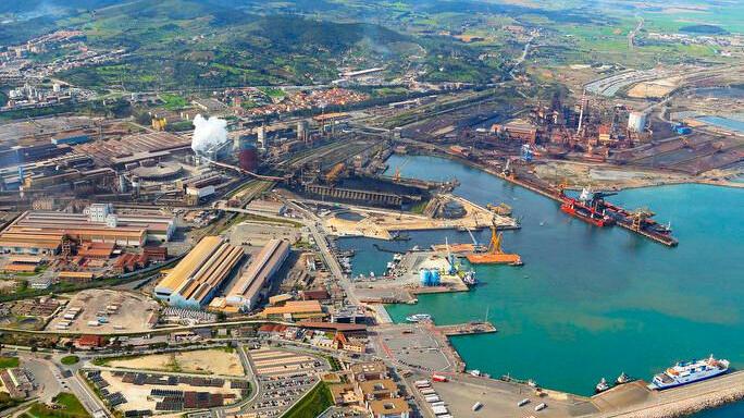 L'idea è quella di realizzare un rigassificatore smontabile a Piombino: il governo ha intenzione di procedere in questa direzione