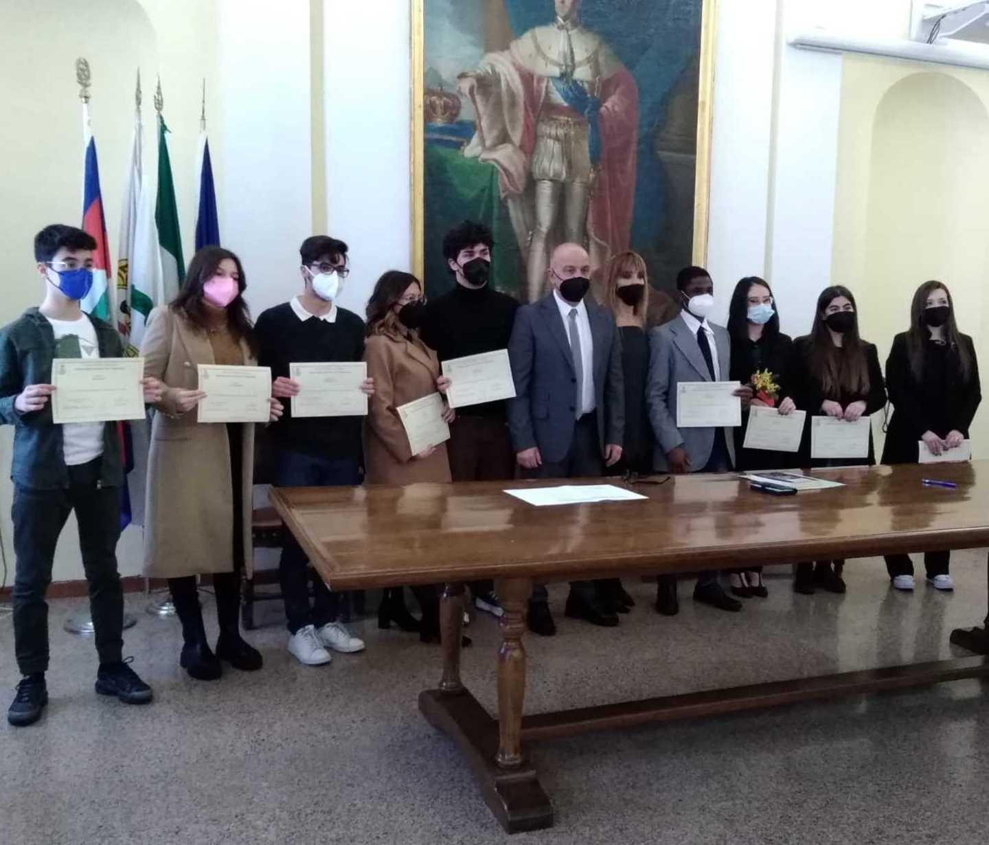 Nove borse di studio intitolate a Tomaso Panu