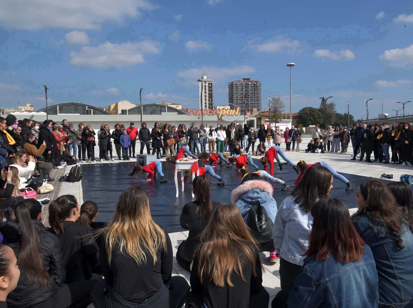 Giornata della donna tante manifestazioni e l’ombra della guerra
