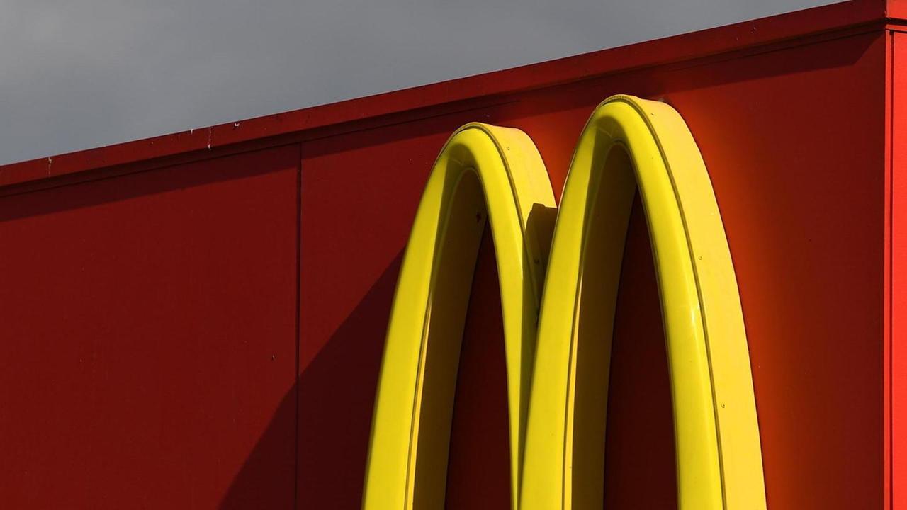 McDonald’s abbassa le serrande