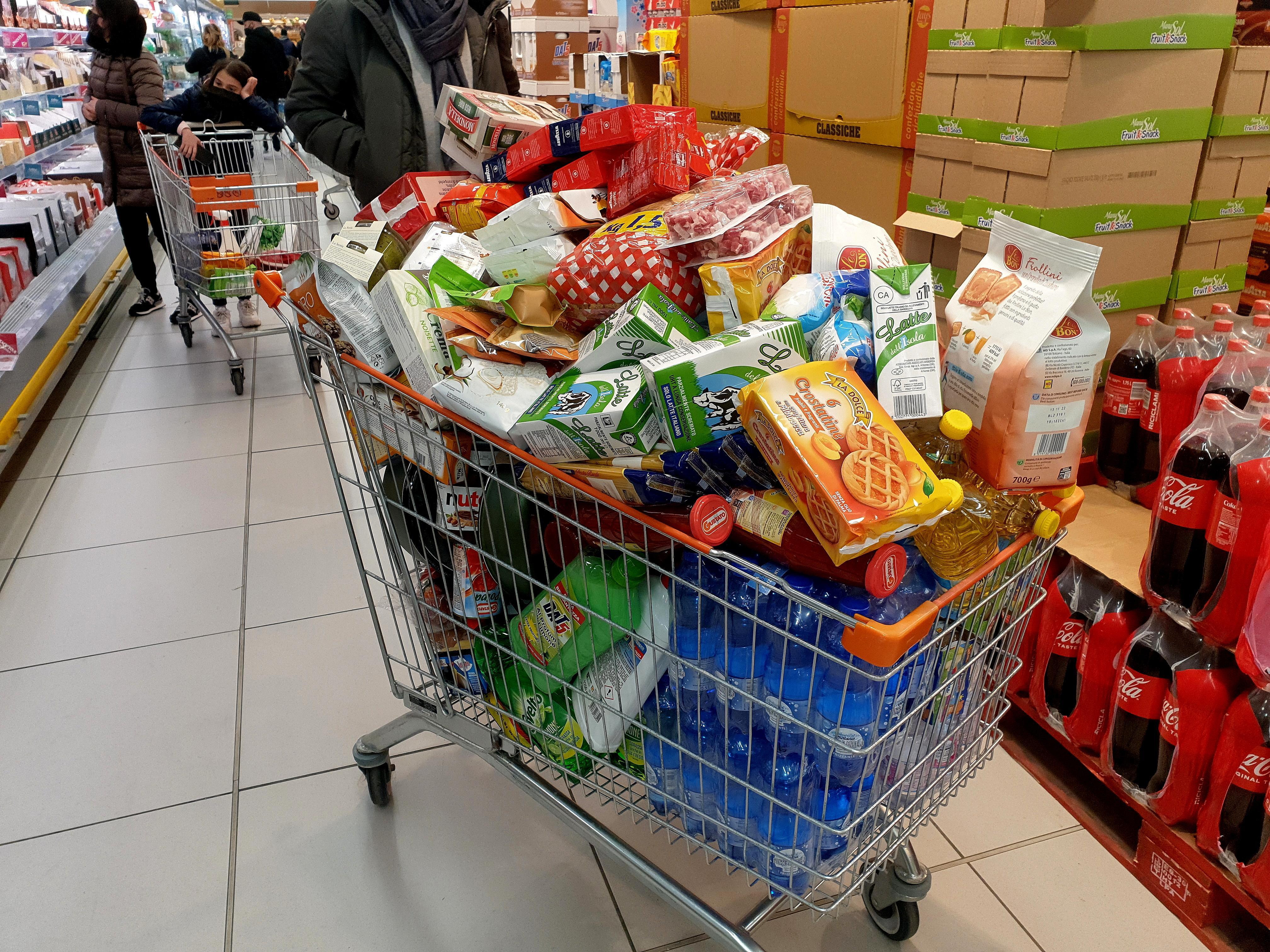 L'impero delle fake news, non fidatevi delle bufale - IL COMMENTO