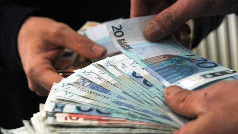 L’imputato era accusato di prestare soldi a usura ai titolari di pescherie e ristoranti