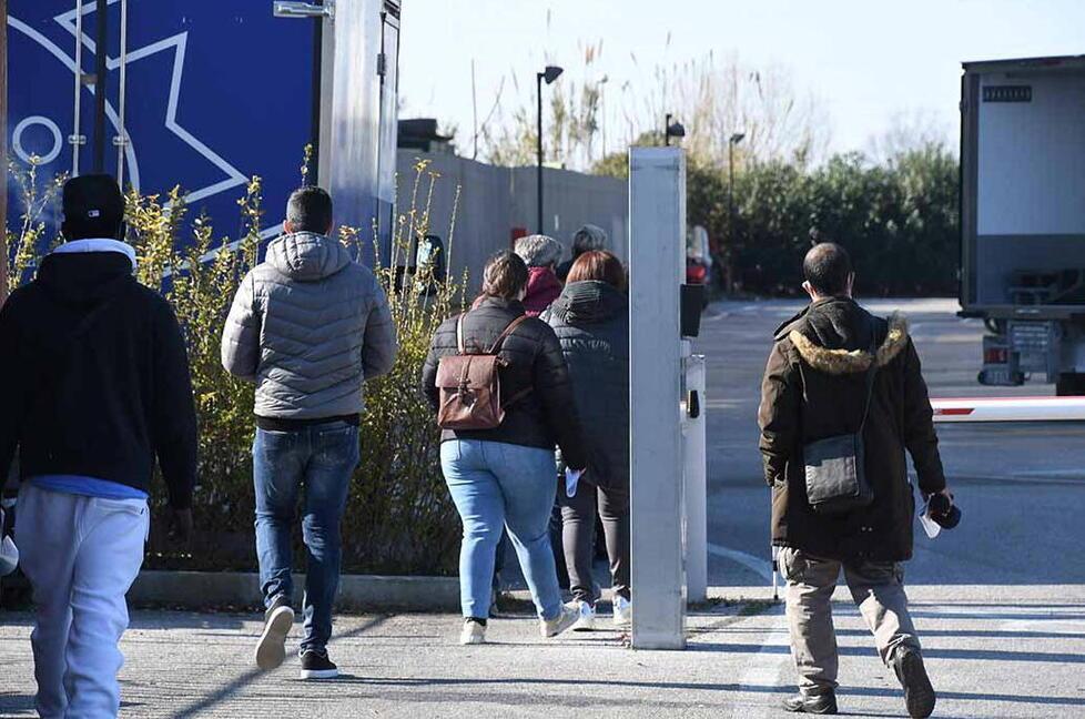 L’ingresso dei candidati a Delmar per l’open day