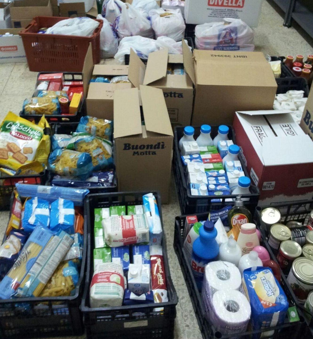 Raccolta a Ozieri di viveri e medicinali da inviare in Polonia ai profughi ucraini