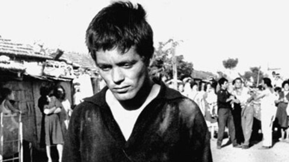Una scena del film “Accattone” di Pier Paolo Pasolini