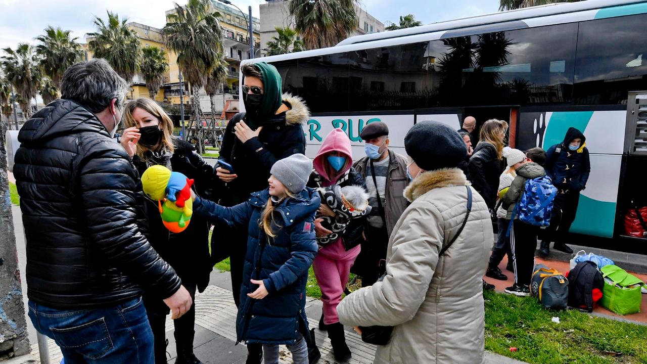 L'accoglienza ai profughi e la sicurezza sanitaria: cosa fare