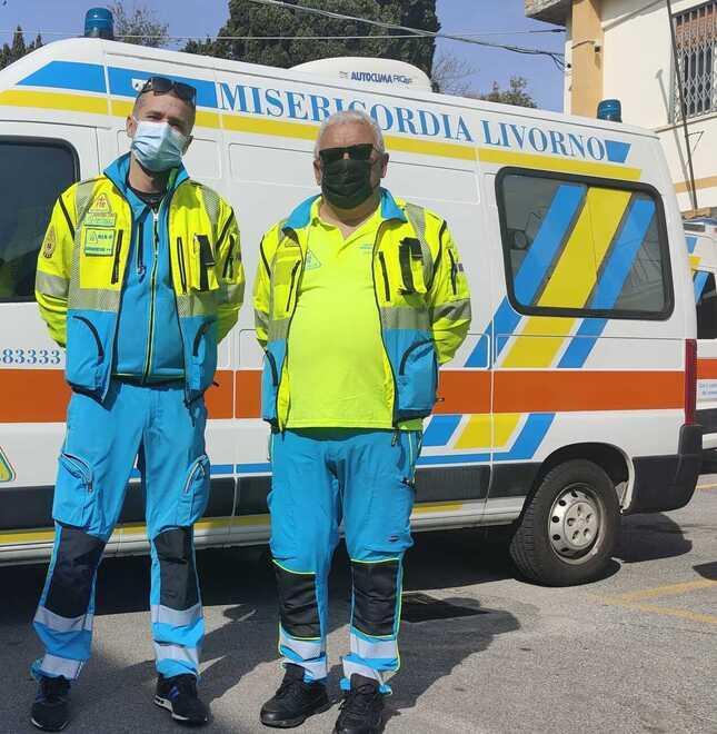 I due volontari partiti per aiutare i profughi