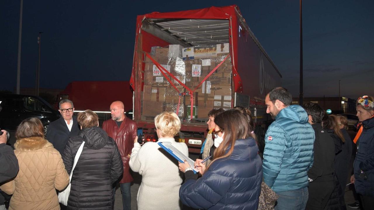 Trenta tonnellate di solidarietà per l’Ucraina