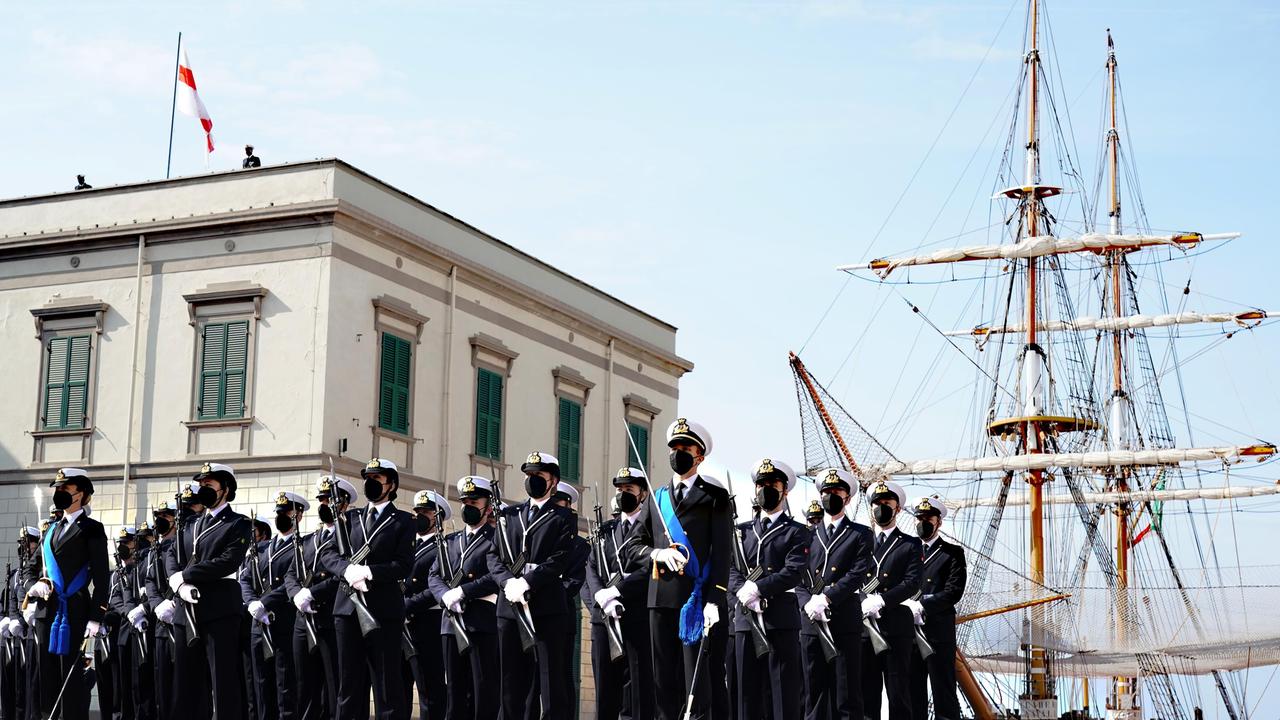 Un momento del giuramento (foto Franco Silvi)