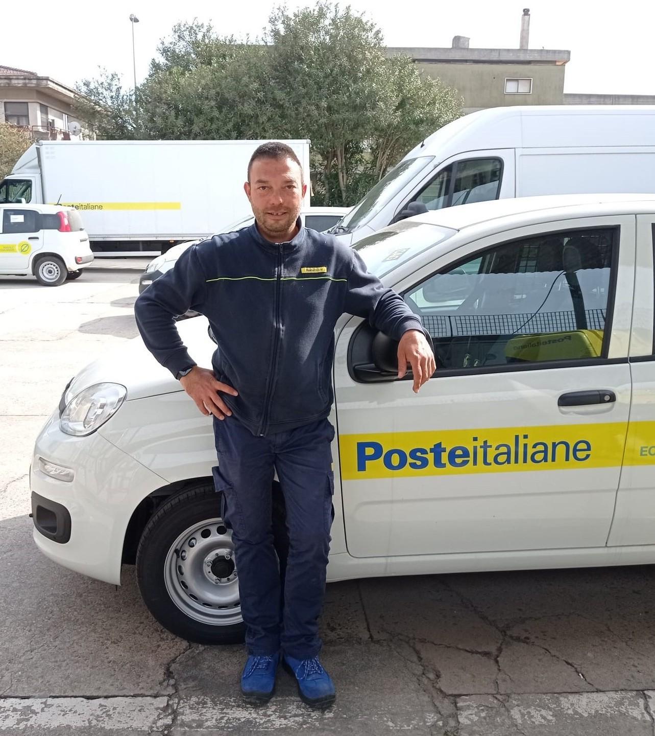 Postino eroe di Solarussa mette in salvo una famiglia 