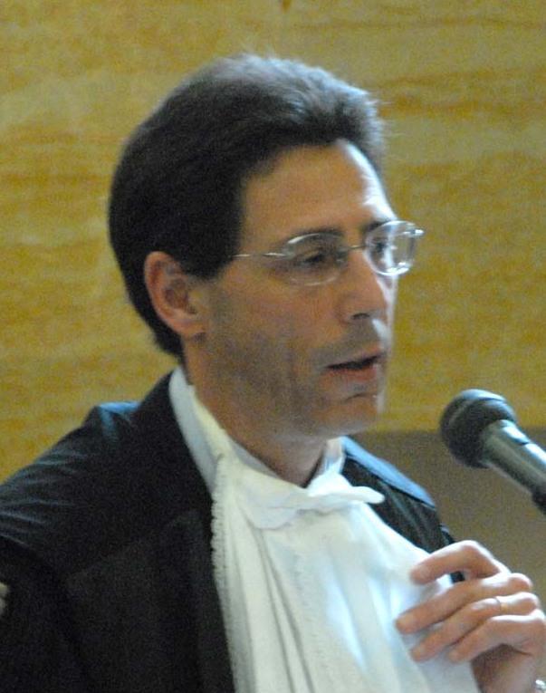 Schiavitù, l’imputato ancora non si trova 