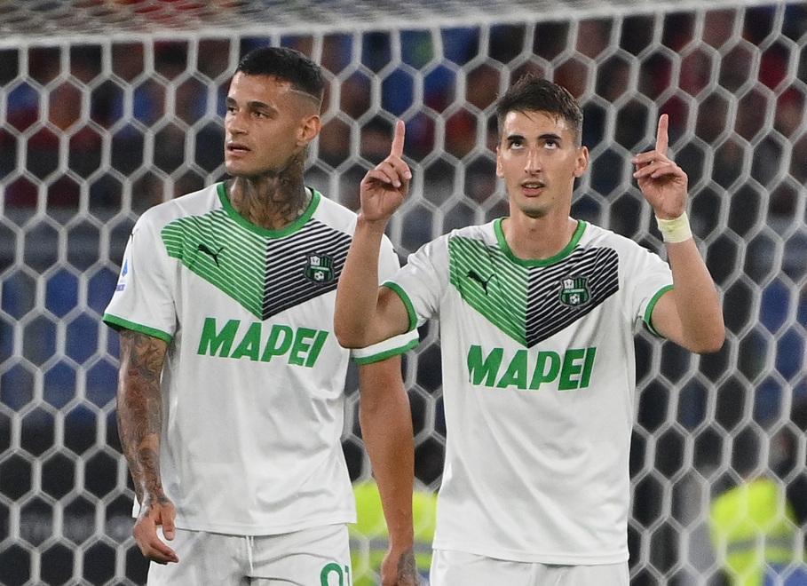 Sassuolo, riecco Djuricic: è a Zagabria per risolvere i suoi guai fisici 