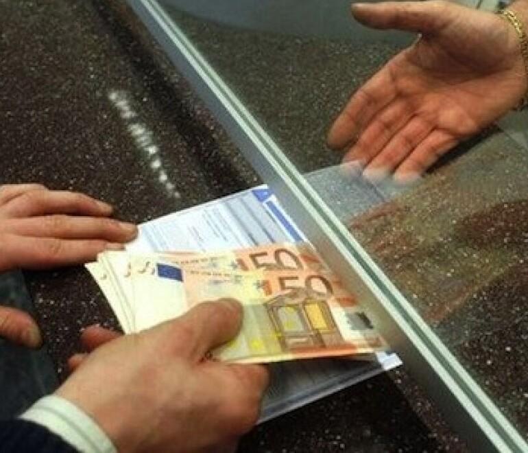 Pisa, soldi spariti all’anagrafe: chi è l'impiegato a processo 