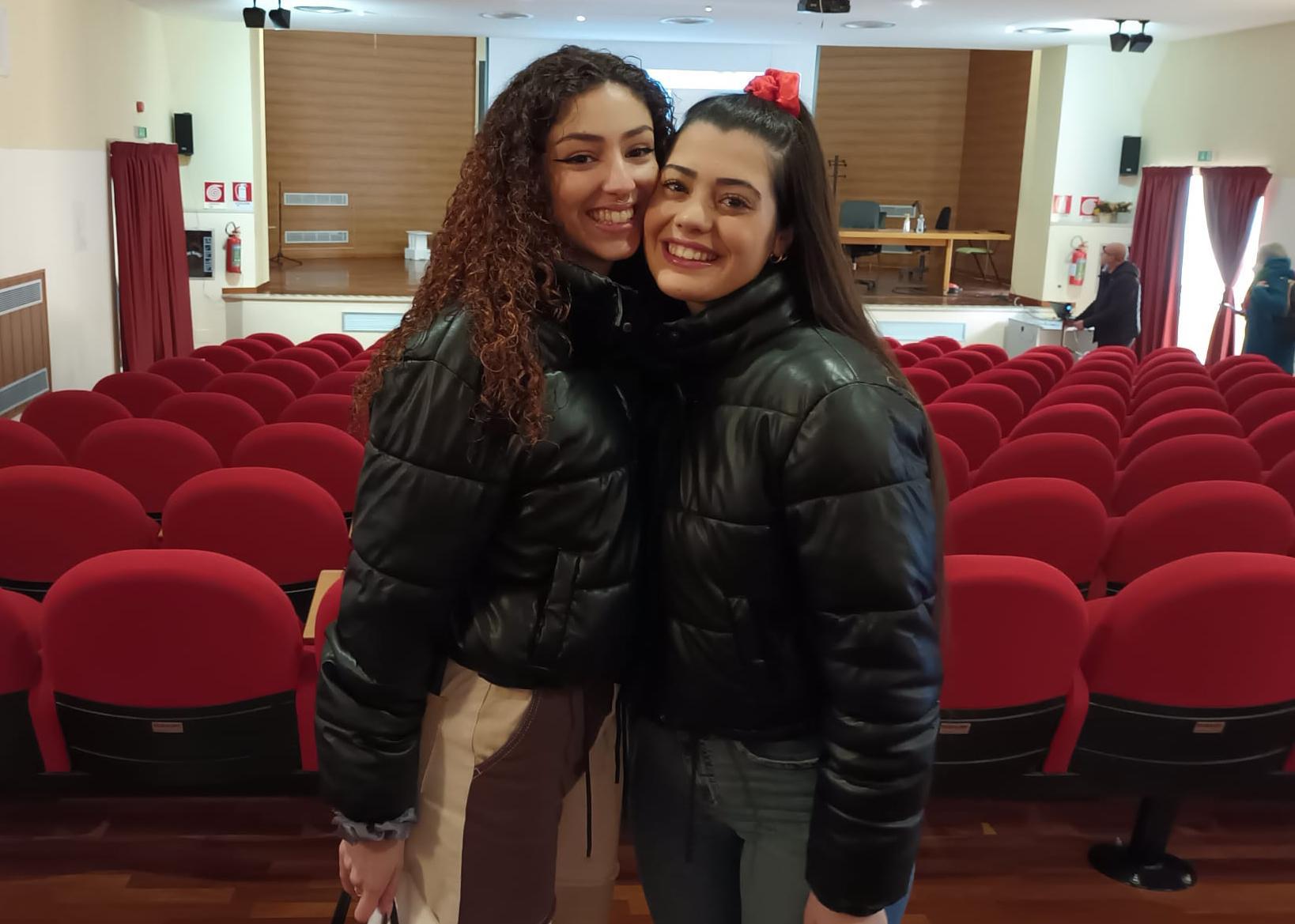 Da nemiche a sorelle, il coraggio batte le logiche dei bulli