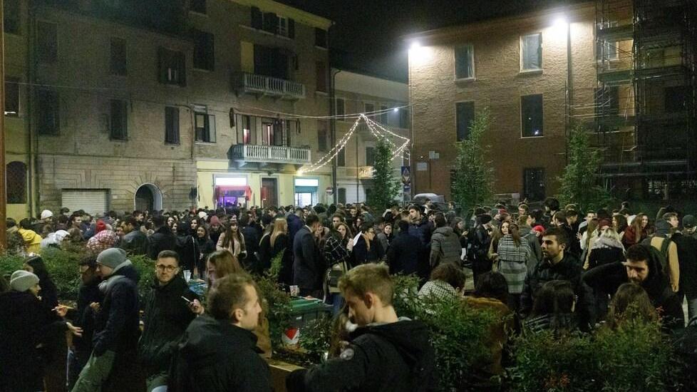 Ferrara, i locali si appellano al Comune: «No alla movida con orari ridotti»