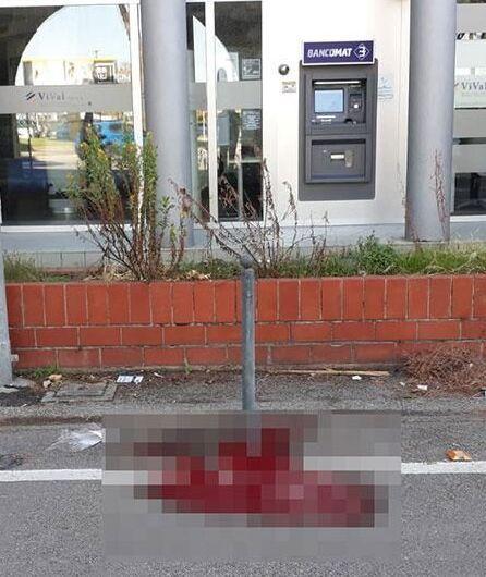 Il punto in cui venne aggredito il pensionato in via Averani