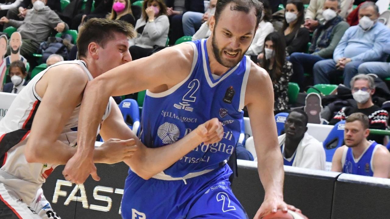 La Dinamo non fa drammi e pensa già a Reggio Emilia