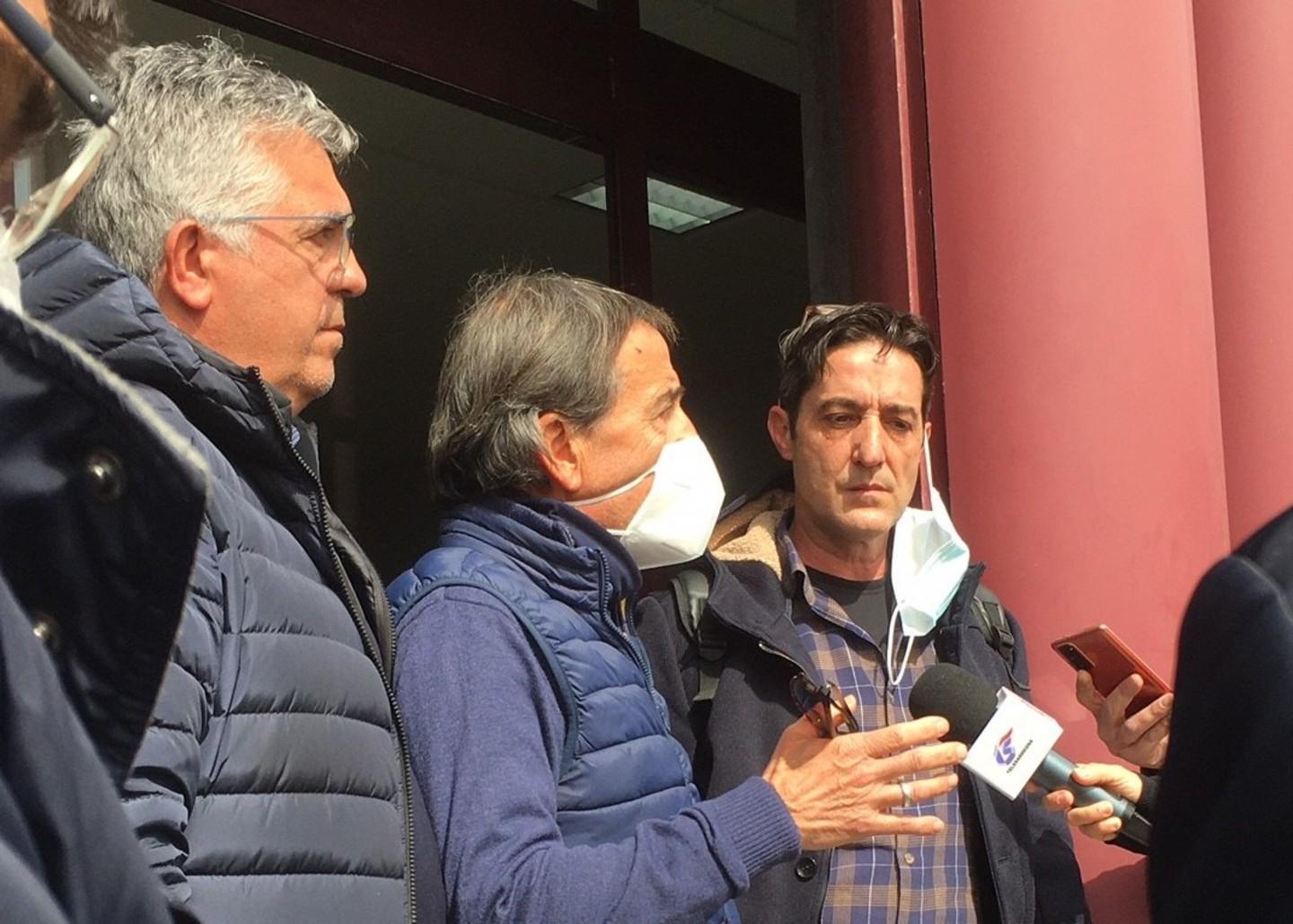 Sindacati infuriati: «Il dg non ci riceve» 