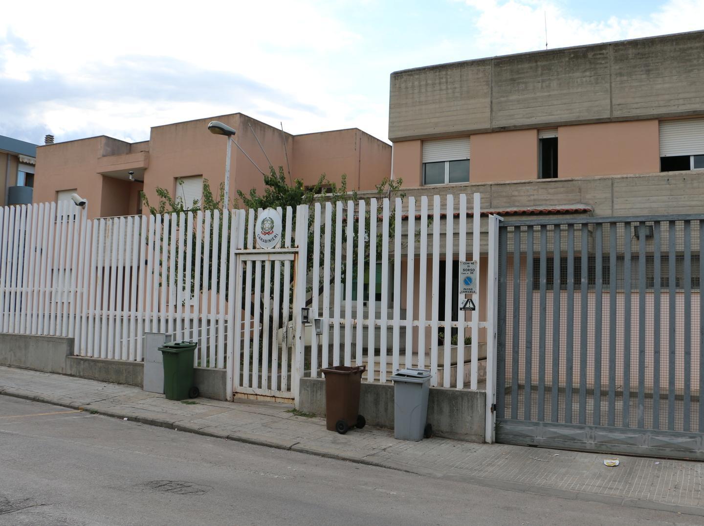 Sorso, va a presentare una denuncia e muore 