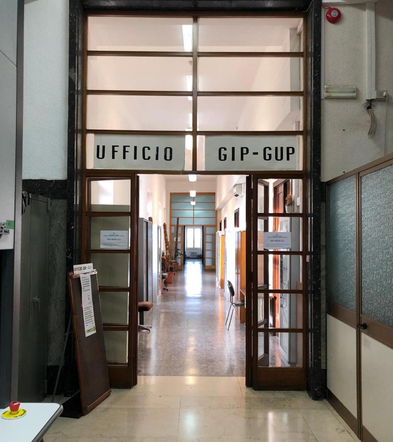 Accoltellò un compaesano 51enne davanti al giudice 