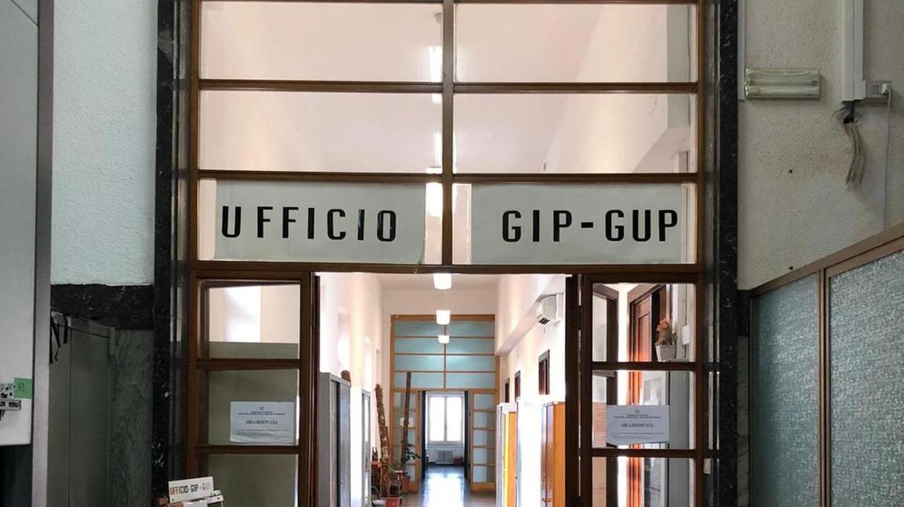 Accoltellò un compaesano 51enne davanti al giudice