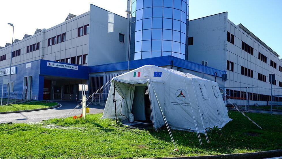 Ospedale di Cecina, pochi posti letto a Medicina e i malati stazionano al pronto soccorso 
