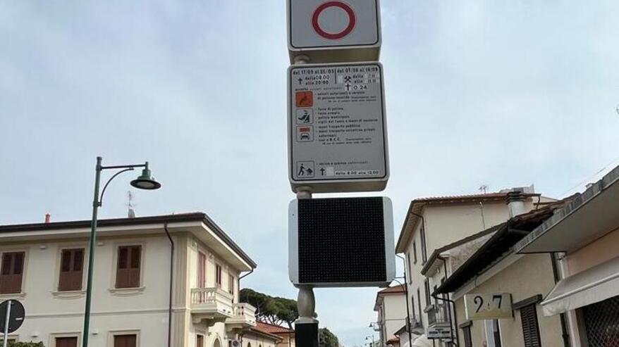 Uno dei varchi elettronici scoperti ieri mattina