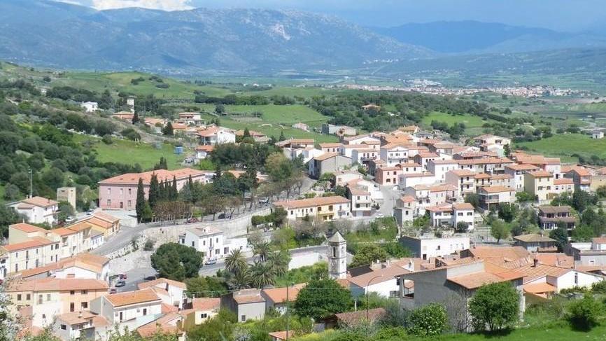 Lavori infiniti e scorte esaurite, a Laerru è emergenza acqua