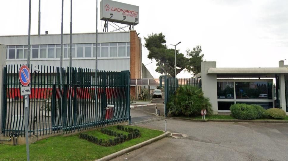 L’ingresso dello stabilimento Leonardo (ex Wass) che produce siluri in via del Levante
