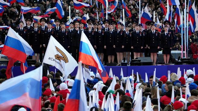 Mosca, oltre 200 mila a concerto per anniversario Crimea