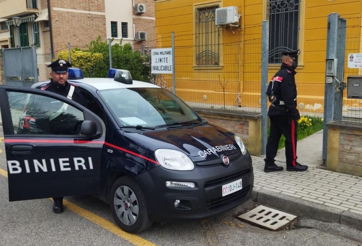 Minore violento contro i genitori spostato in comunità