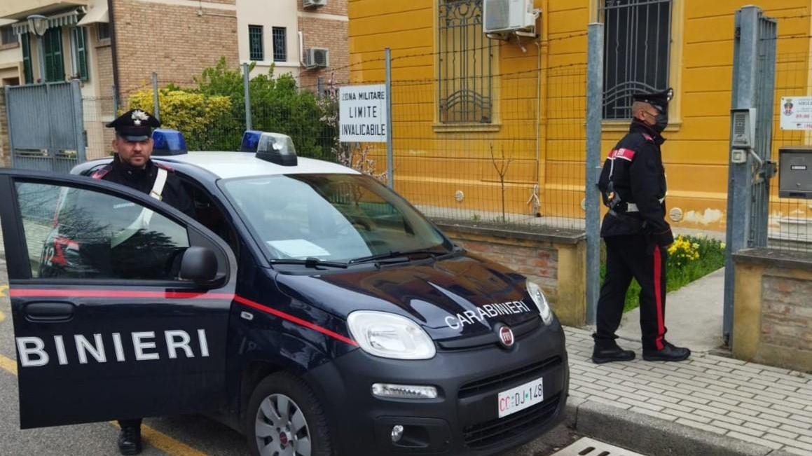 Minore violento contro i genitori spostato in comunità