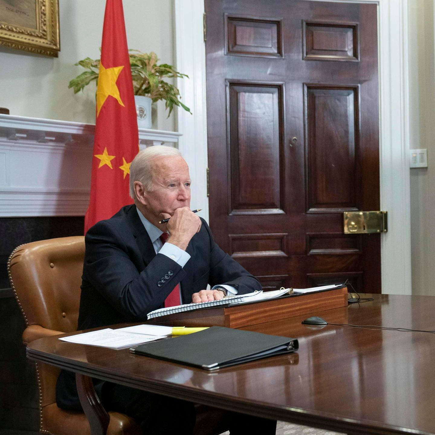 [NERO]La telefonata di Biden al cinese Xi Jinping «Putin è un dittatore omicida e criminale»