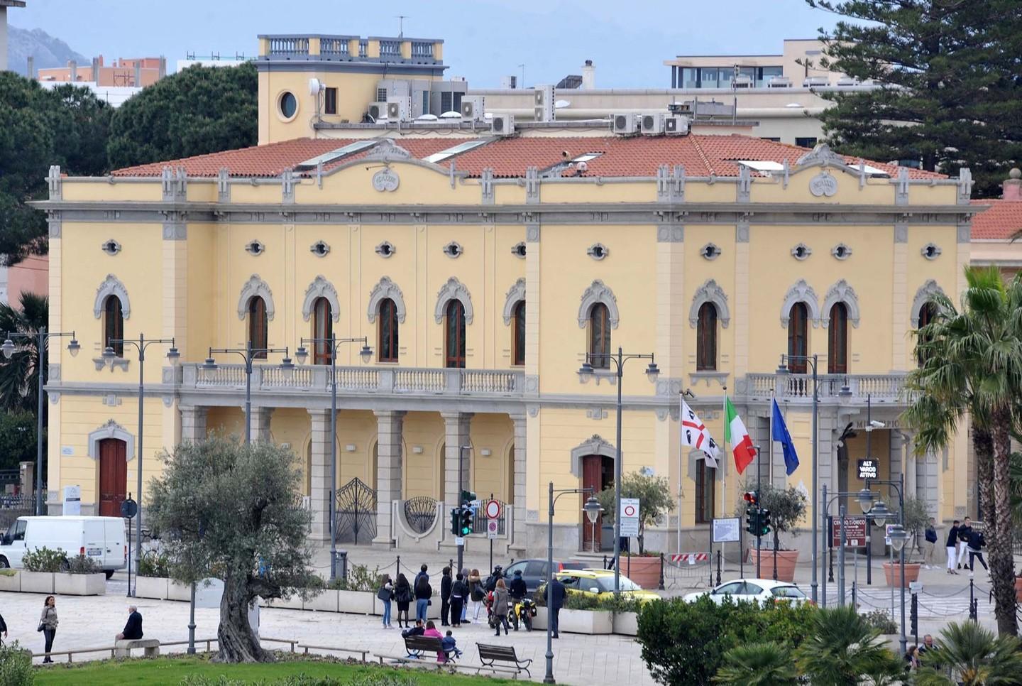 Viaggio nei palazzi storici apre anche Villa Tamponi 