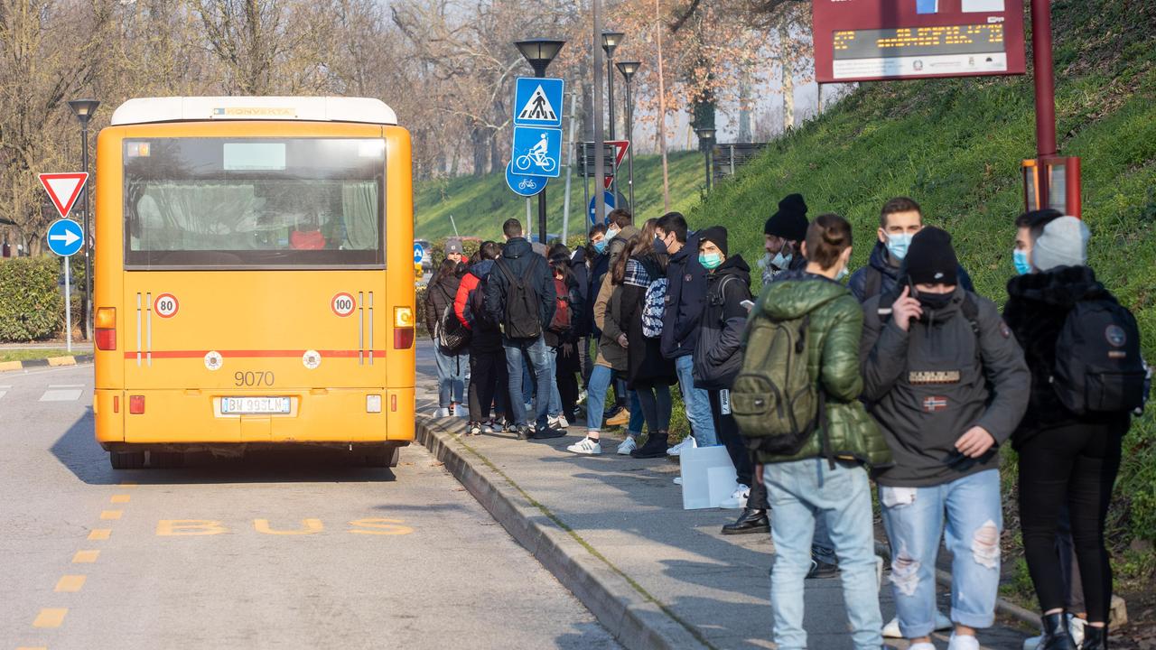Tornano le gite scolastiche: «Saranno brevi, di un giorno»