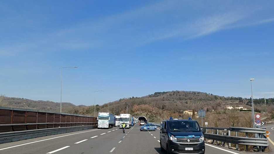 Dalla gomma alla rotaia, incentivi alle aziende che fanno viaggiare la merce sui treni