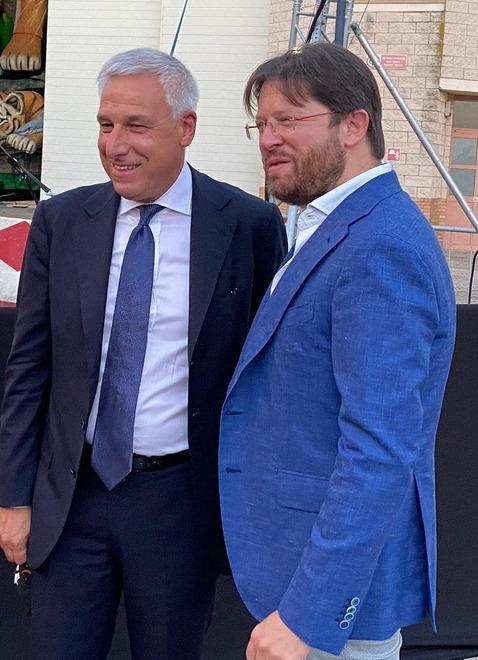 Giorgio Del Ghingaro con Alessandro Franchi in una foto pubblicata su Facebook dal sindaco
