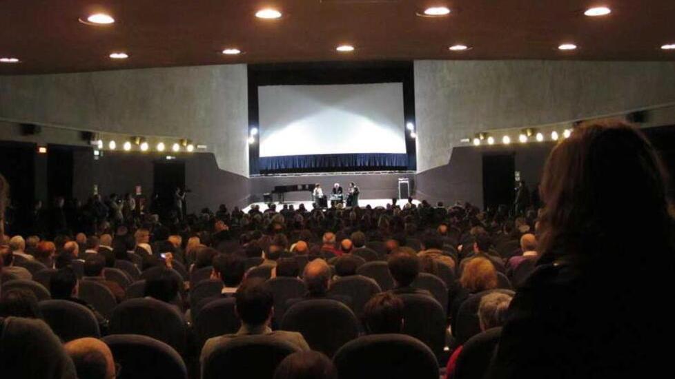 L’interno del cinema La Perla (FOTO D’ARCHIVIO)