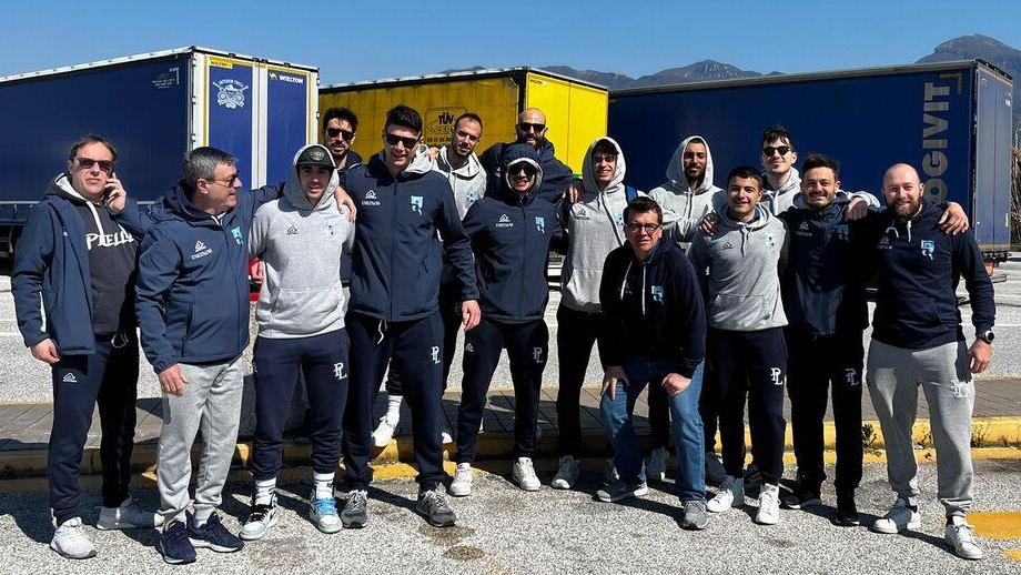 Stoppati in autostrada, la rabbia piellina: «Avevano 2 positivi, si doveva giocare»