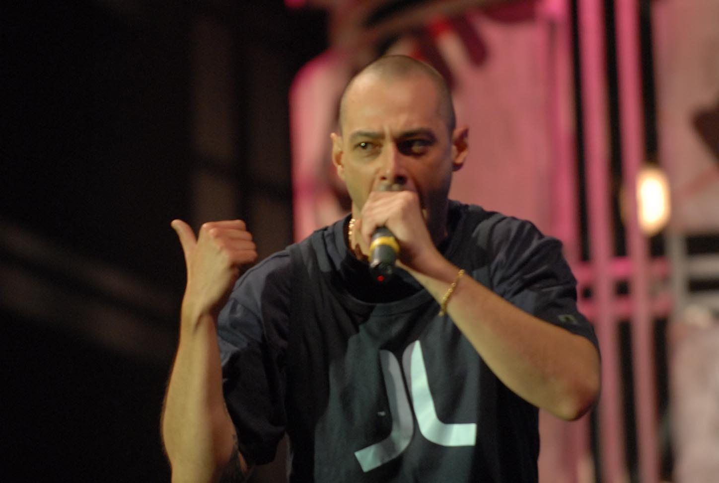 Ferragosto con il concerto di Fabri Fibra a Olbia
