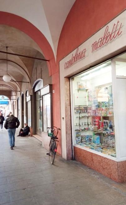 Modena. Maletti: dopo 90 anni è in vendita la vetrina che fa sognare i bimbi