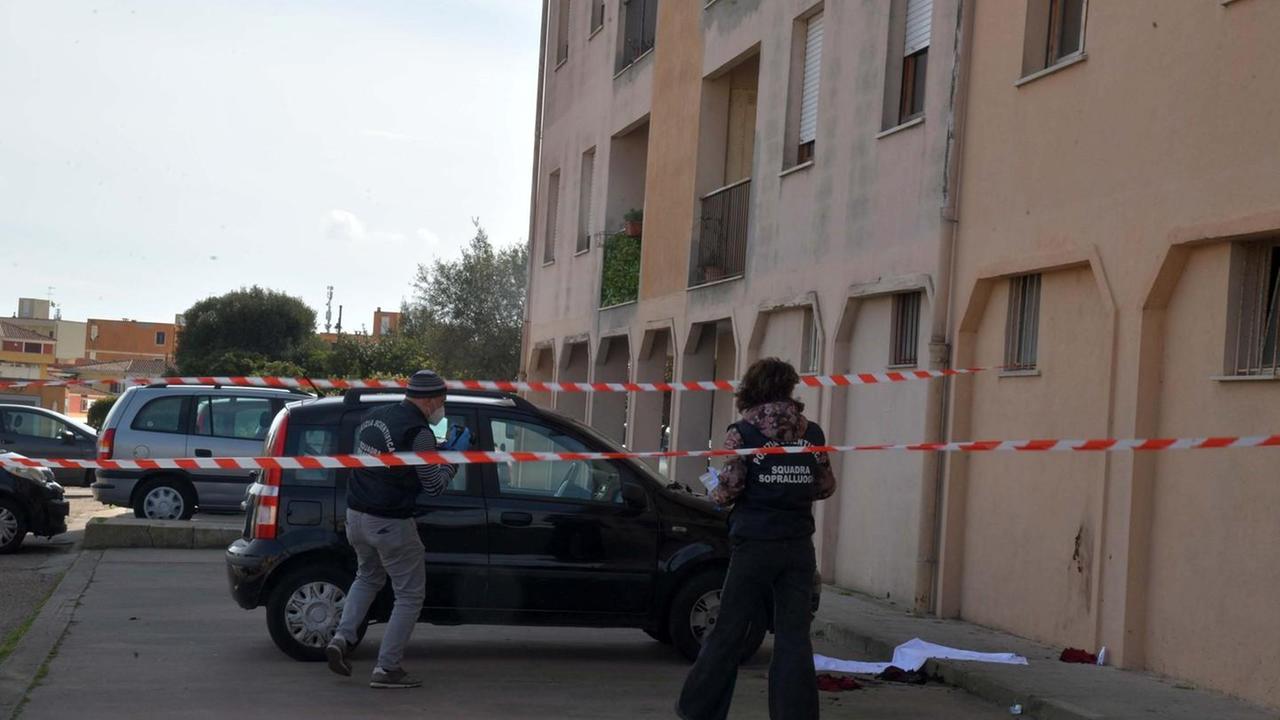 Morto l’uomo dato alle fiamme dal vicino