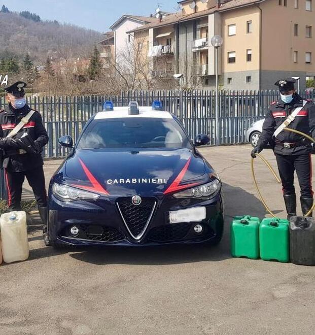 Pavullo. “Vampiri” del gasolio razziano 700 litri dai camion in sosta 