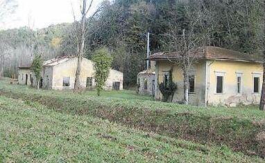 alcuni dei ruderi dell’ex Candia