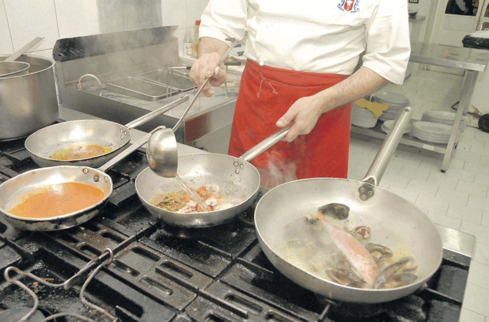 Alimentari e ristoranti, a Sassari i rincari più alti