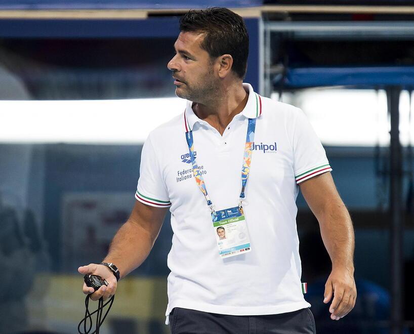 Stefano Franceschi, tecnico federale e della Livorno Aquatics, alla piscina comunale Camalich